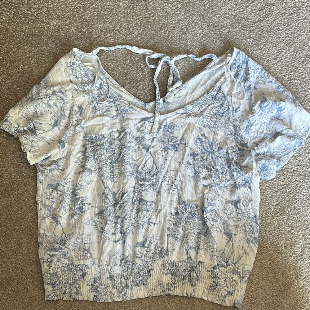 Blue Floral Women's Top